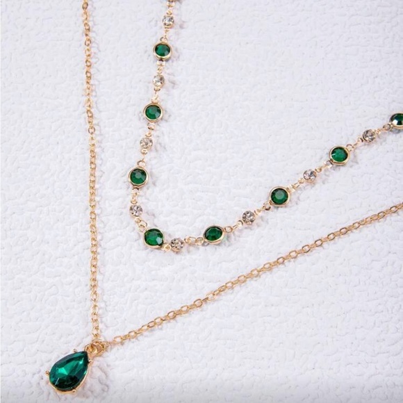 ⚠️Clearance Elegant 2pcs Gold and Green Pendant Necklace Set - Picture 5 of 6